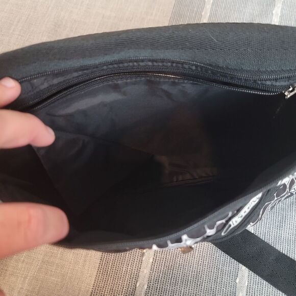 LESPORTSAC Messenger Bag  - Picture 6 of 15